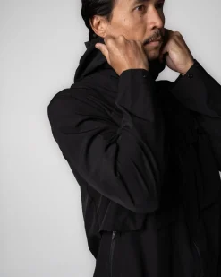 Movement Jacket Black