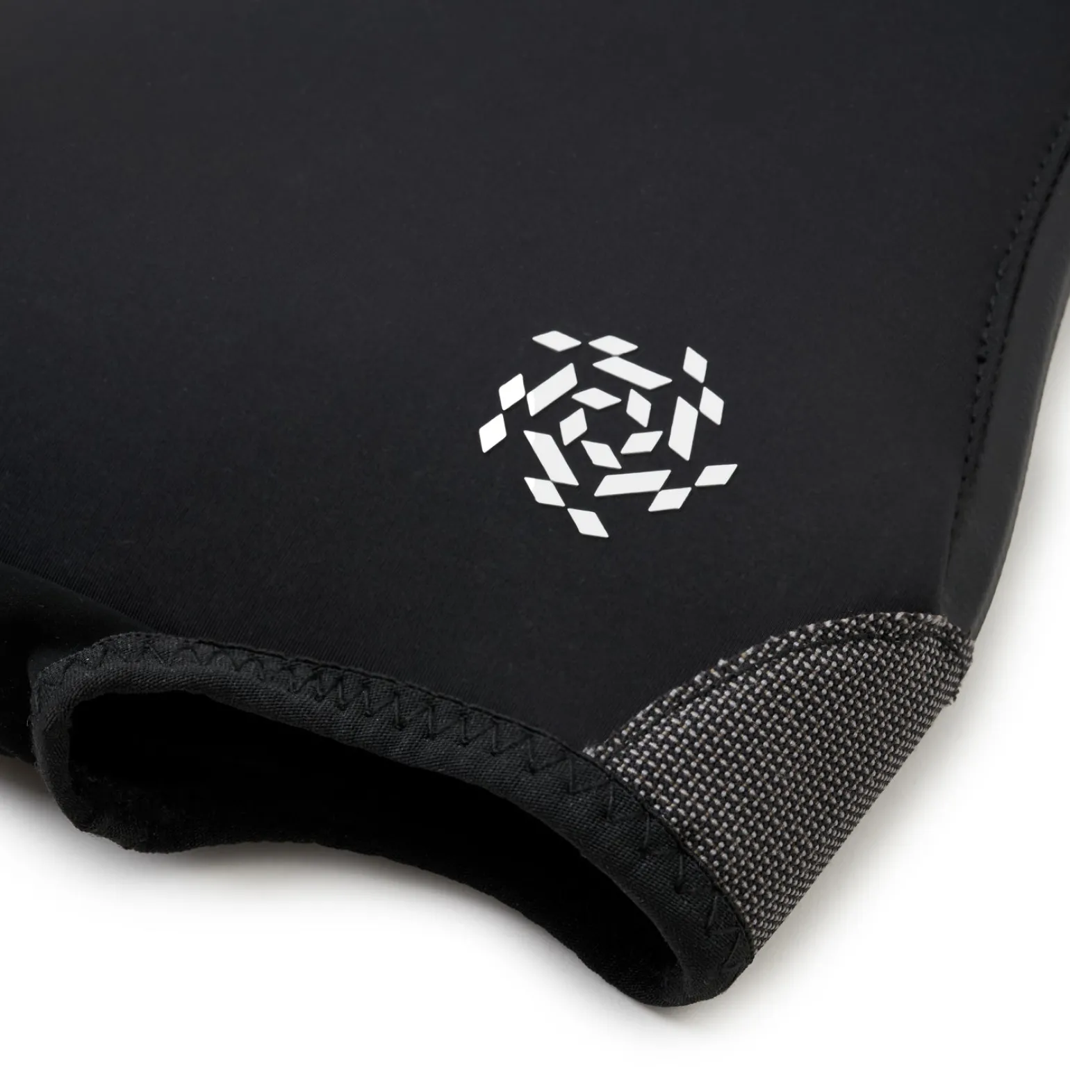 Sub 0 Overshoe Black