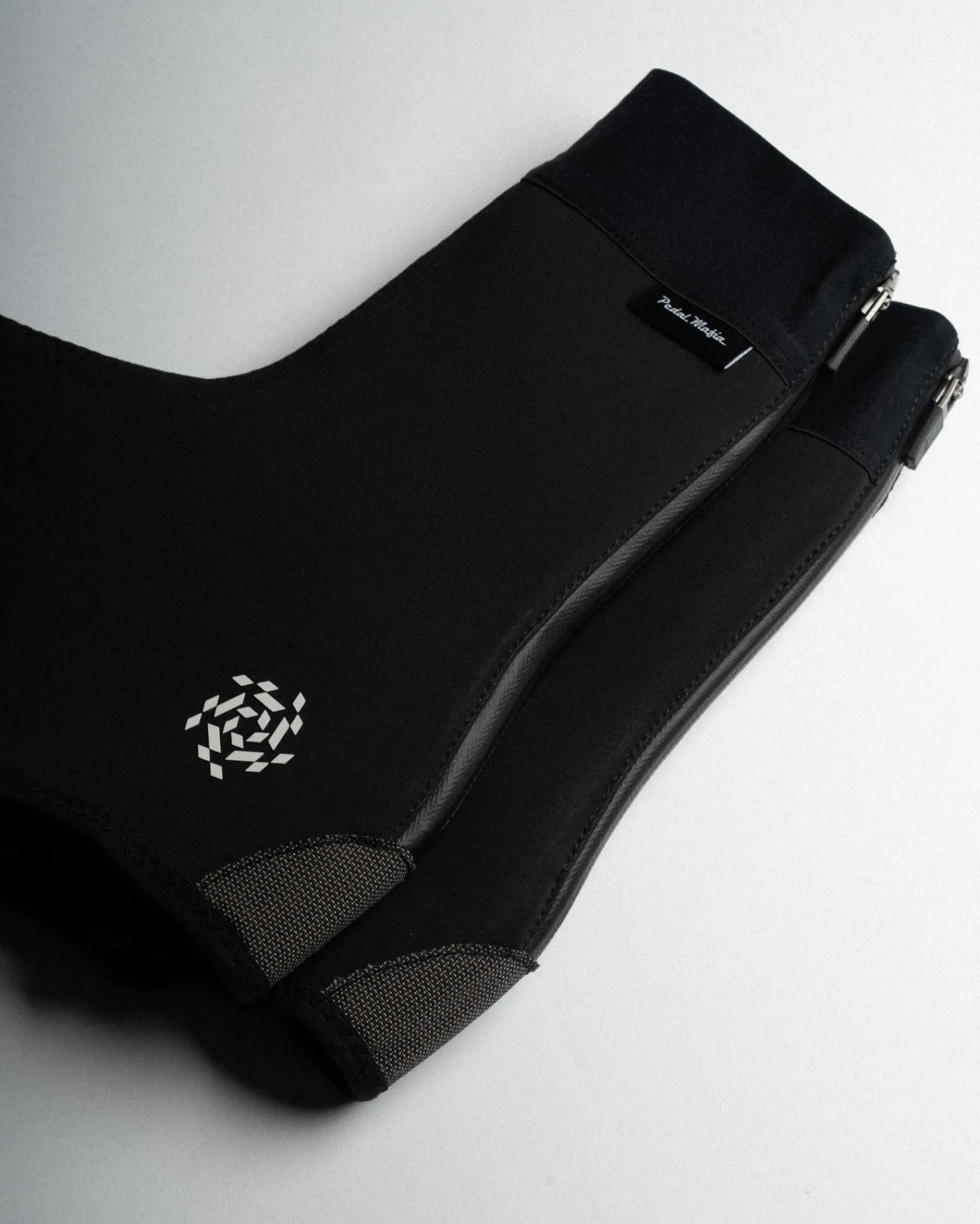 Sub 0 Overshoe Black